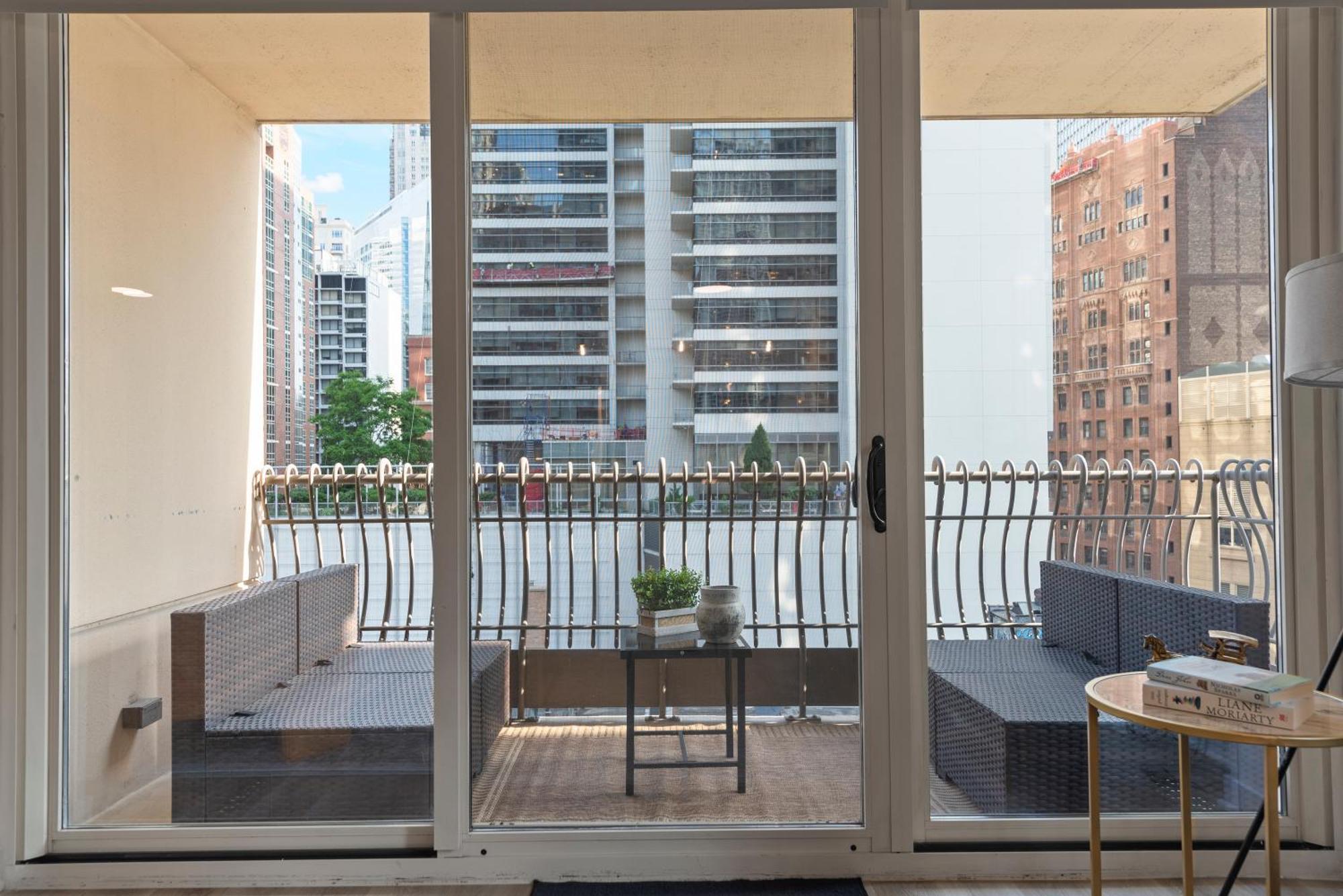 The Bernardin Gold Coast Luxury Apartments Near Magnificent Mile Chicago Luaran gambar